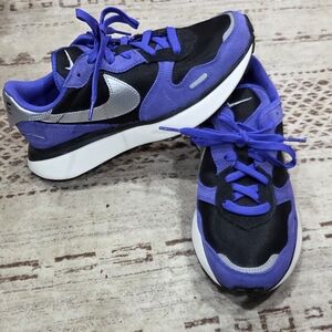 Nike Phoenix Waffle Womens Shoes Violet And Black Size 8